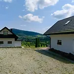 Pod Groniem Ferienhaus Kasina Wielka